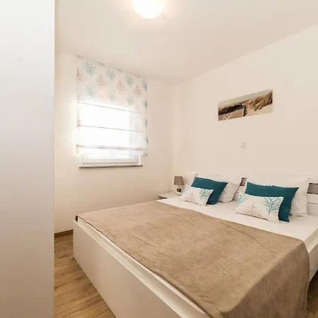 Kovacevic Apartament Vir