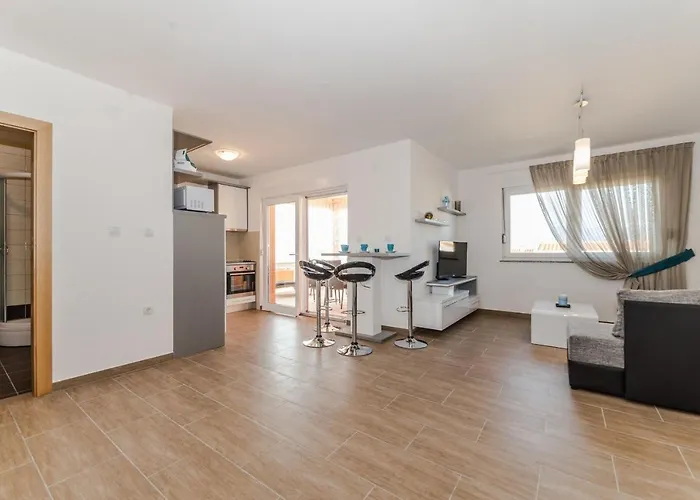 Kovacevic Apartamento Vir